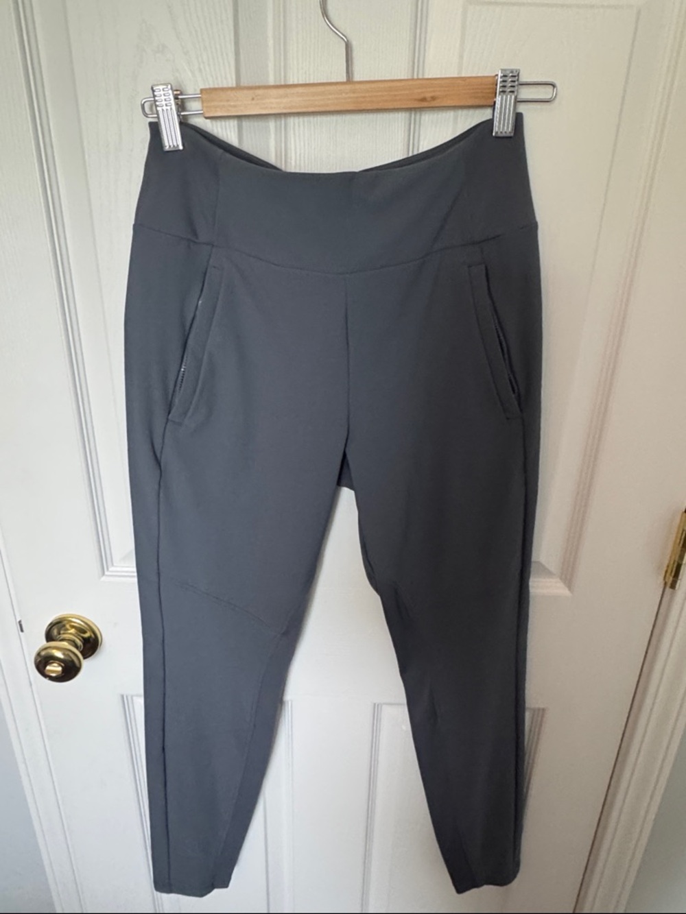 Athleta Headlands Hybrid Trek Tight
